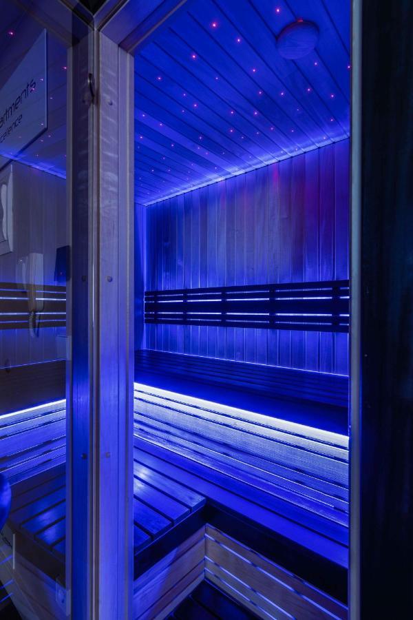 Ferienwohnung Sky Flat Jacuzzi 27 Floor Klaipėda Exterior foto